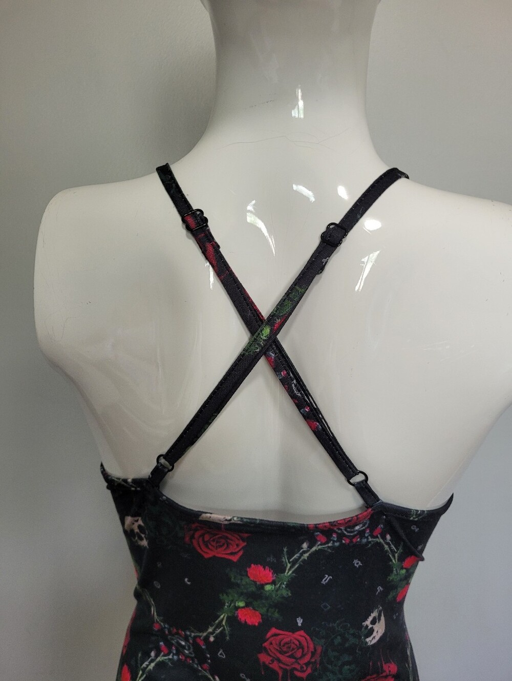 Jawbreaker Skulls And Roses Cami Dress, VGUC, Size S - Picture 6 of 10